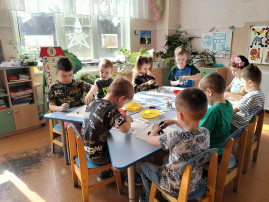 Дымковские лошадки Дымковские лошадки.